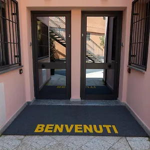 Appartamento La Casa Sul Naviglio Di Debora, Milano